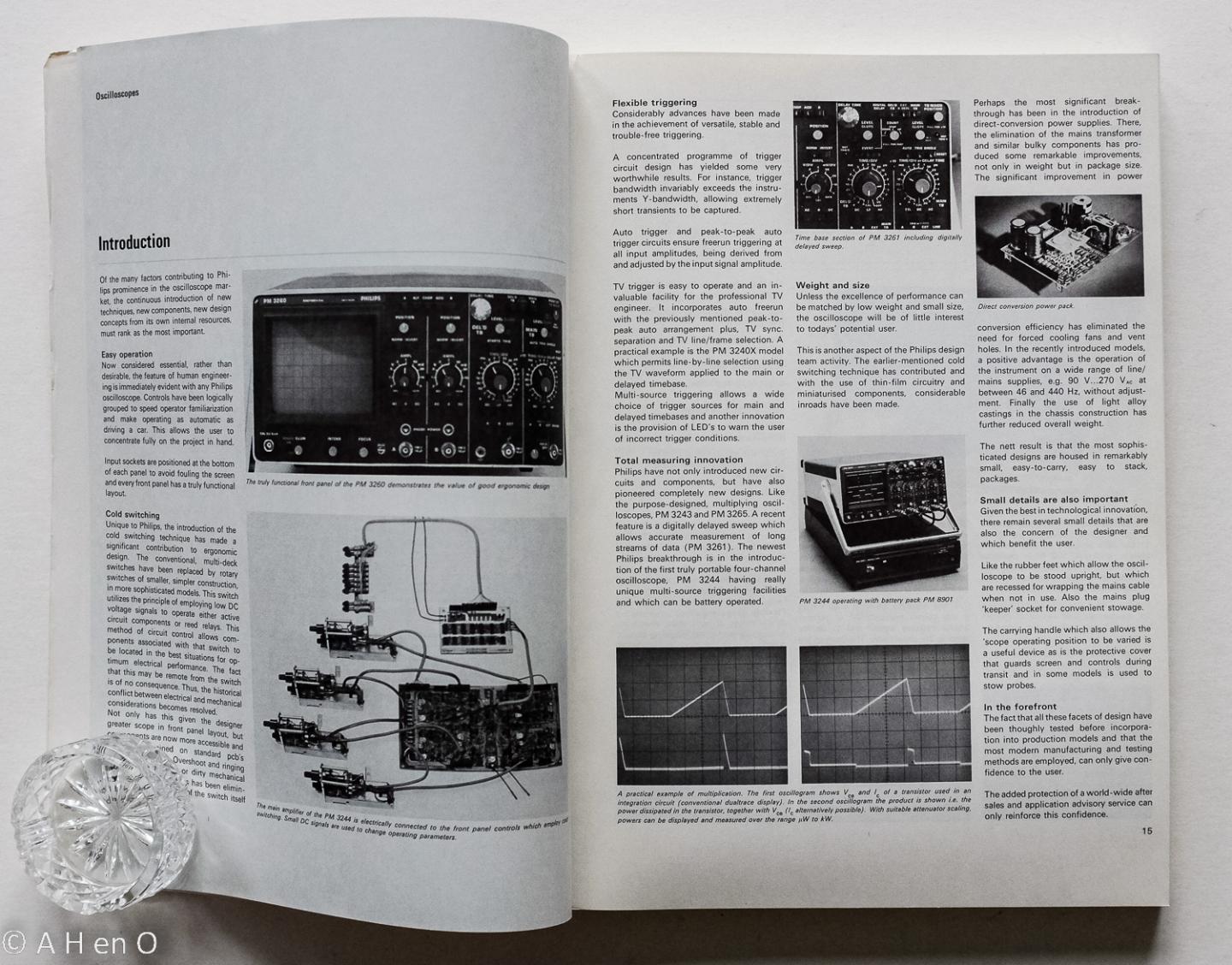 Philips Gloeilampenfabrieken Nederland n.v., Eindhoven - Test and  measuring instuments - catalog 1977
