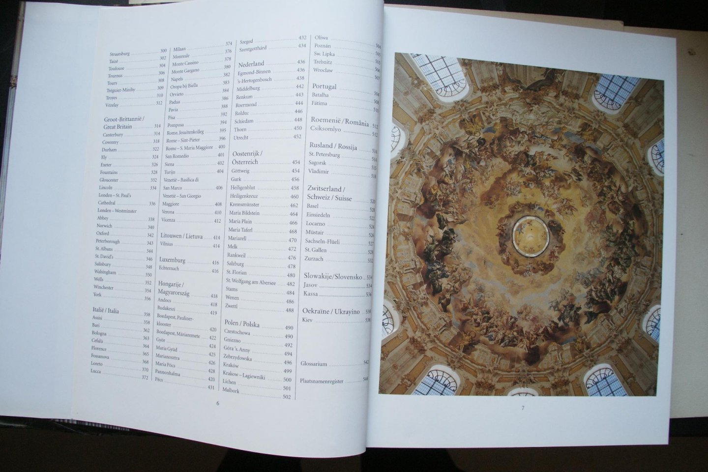 Brambock, Peter - De Mooiste Bedevaartsoorden  Kathedralen  Kloosters  van Europa