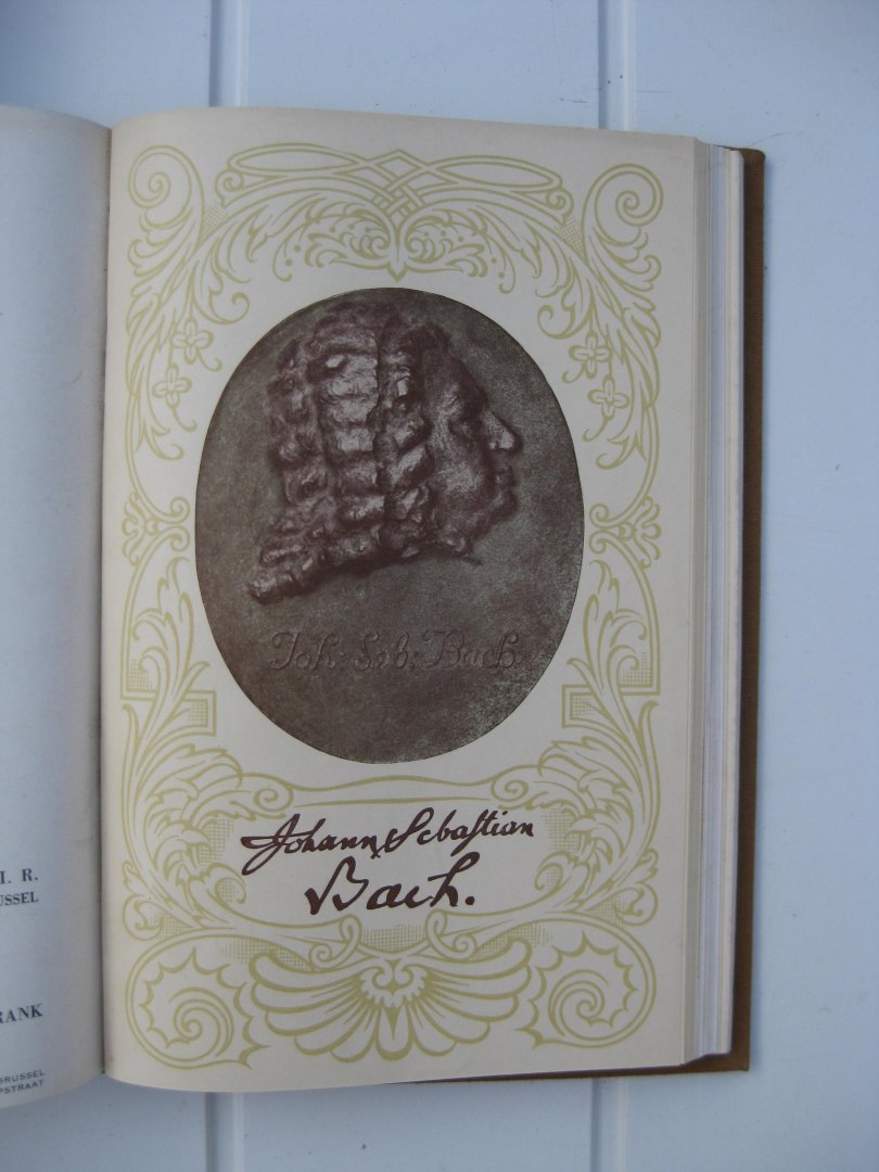 Collaer, Paul e.a. - Beteekenis van de muziek. Vorm en uitdrukking in de muziek. En nog 9 andere titels