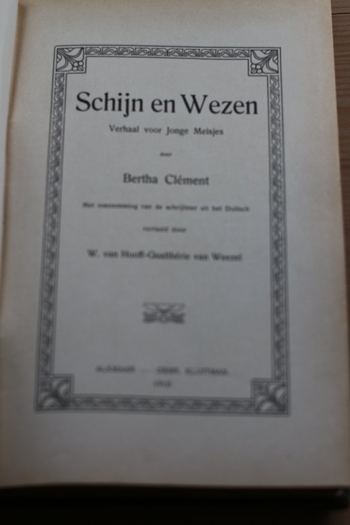 Bertha Clement - Schijn en wezen