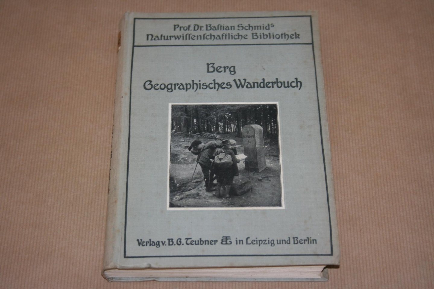 Dr. Alfred Berg - Berg Geographisches Wanderbuch