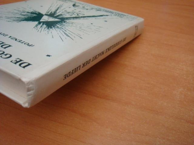 P.N (vertaler) - De Goddelijke macht der liefde