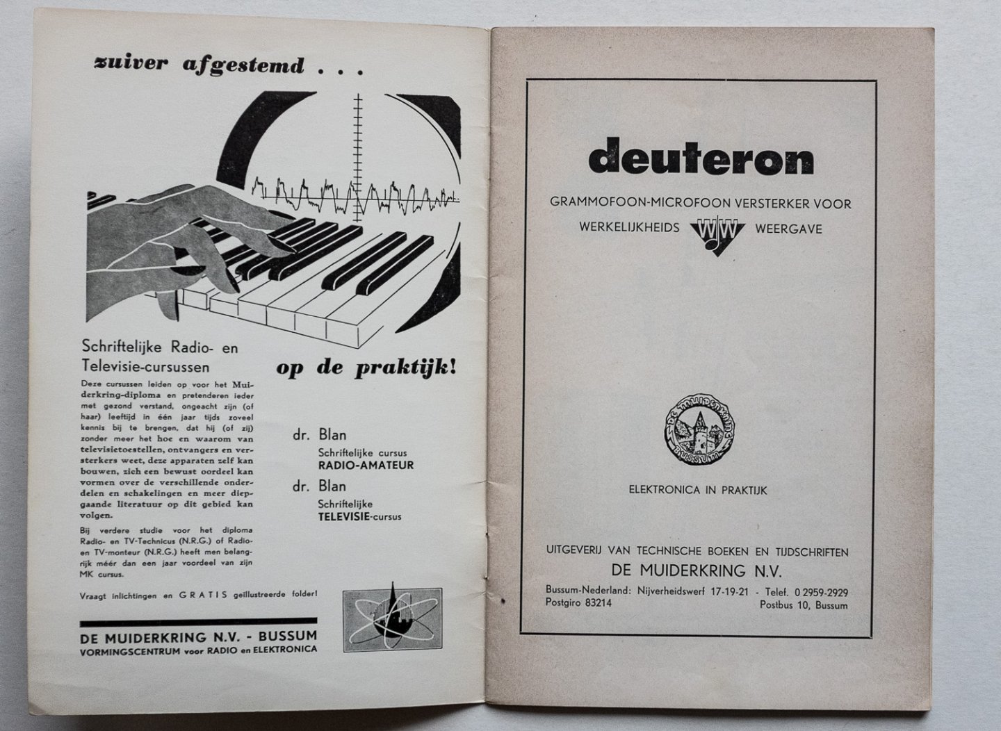  - Deuteron - Grammofoon-microfoon versterker voor Werkelijkheids Weergave  / samengesteld onder redactie van Radio Bulletin