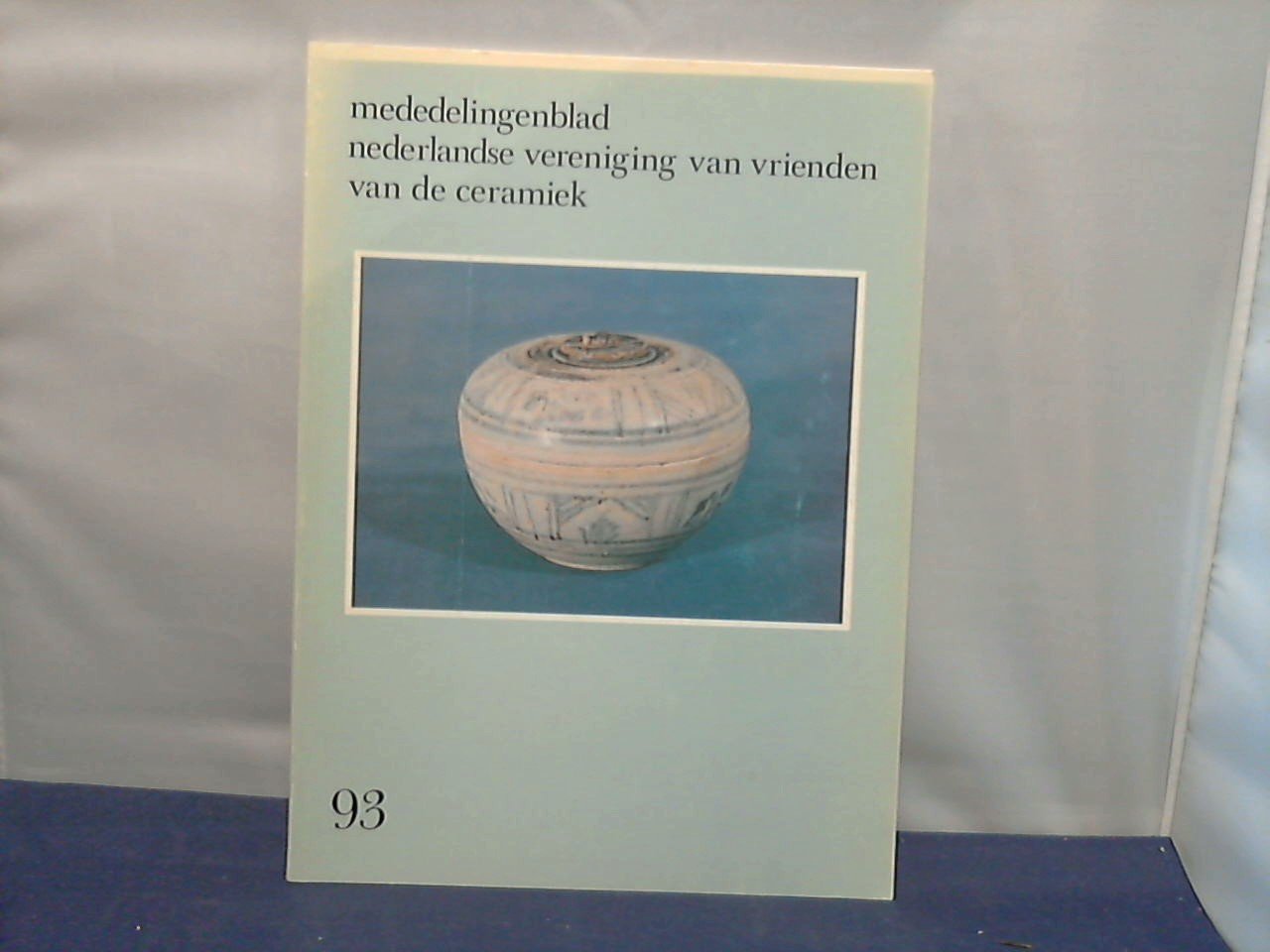 Renaud J.G.N. - mededelingenblad vrienden van het Nederlandse ceramiek