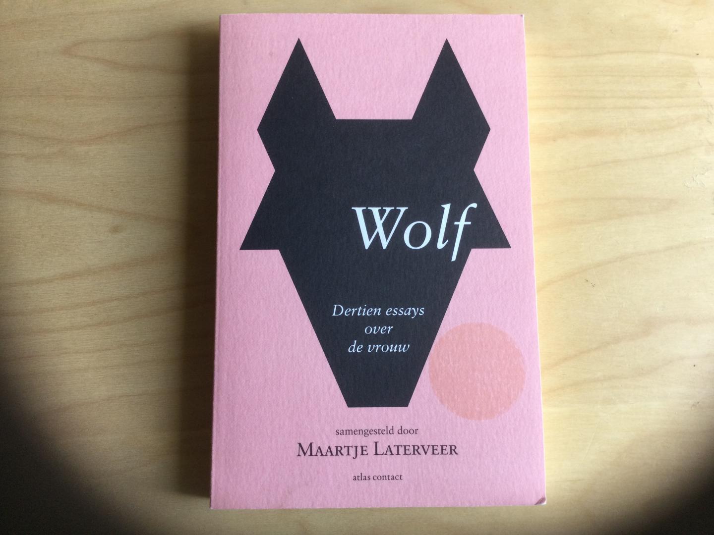 Laterveer, M. (red.) - Wolf. Dertien essays over de vrouw