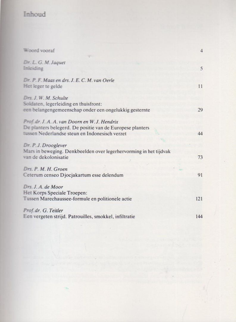 Teitler en drs P.M.H. Groen, Onder redactie van prof. dr G. - Politionele acties - Foto's en afbeeldingen. Kaart van Java afgebeeld op de voorste en achterste schutbladen.