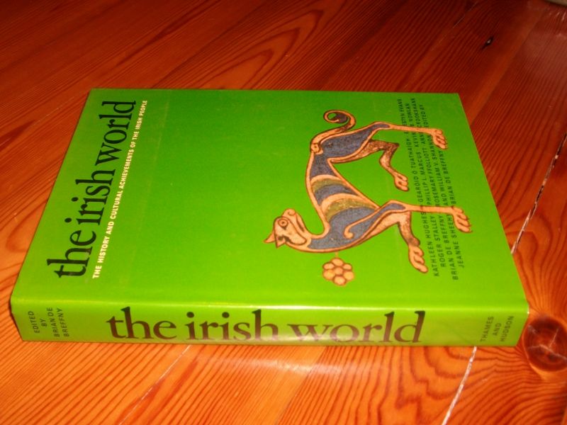 Breffny, Brian de (edited by) - The Irish world