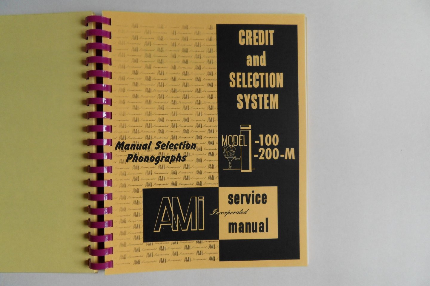 AMI. - AMI Incorporated Service Manual. - Voor zowel de AMI H (bumper) als de AMI I. 200 en 120 selections. [ AMR no. R-528 ].