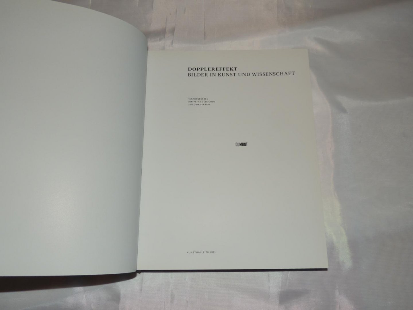 von Dirk Luckow - Petra Gördüren - Dopplereffekt. Bilder in Kunst und Wissenschaft