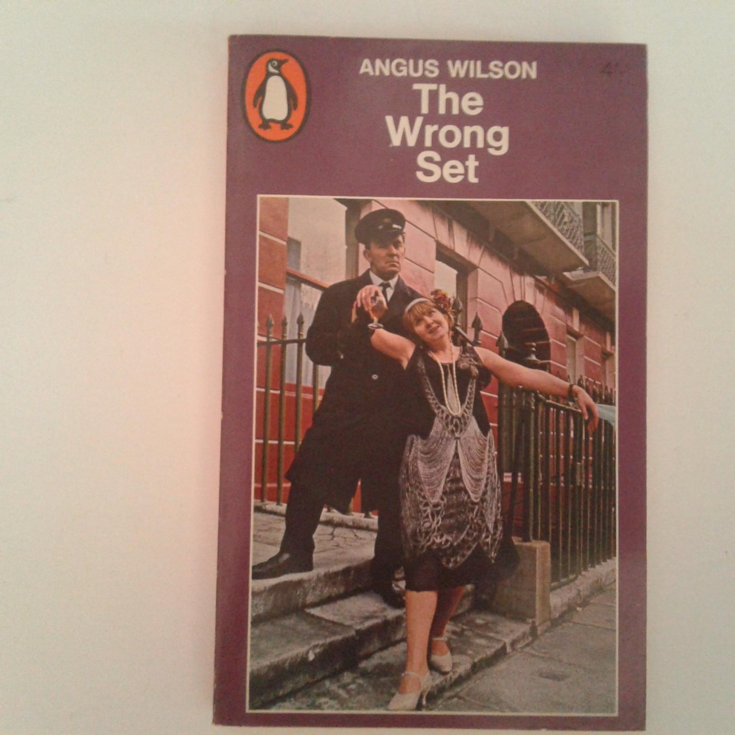 Wilson, Angus - The Wrong Set