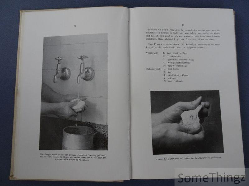 Jager, S. / Smit, L. en Cloosterman, A. - Theorie en practijk van de broodbakkerij