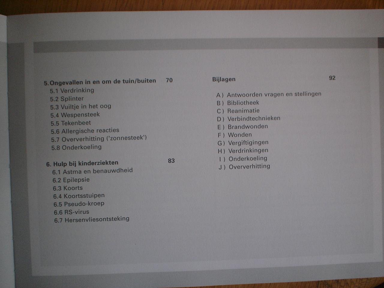 ViaViela i.s.m. Rescue Nederland - Pas op! Eerste hulp aan kinderen - Cursusboek