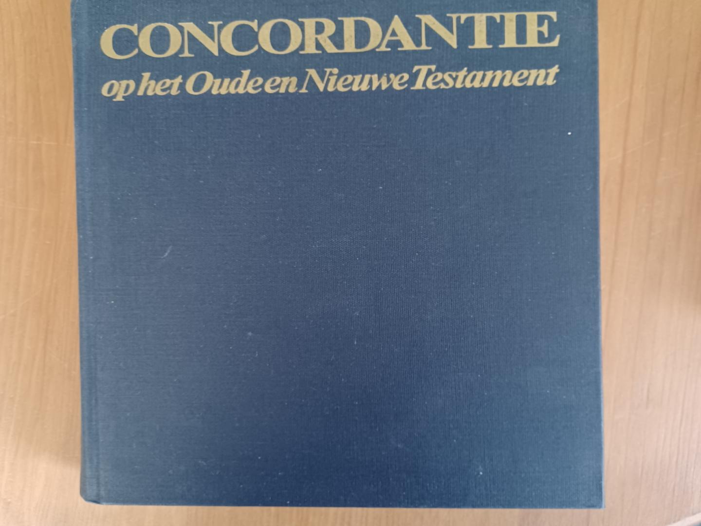 Dee, S.P. Schoneveld, J. - Concordantie op het Oude en Nieuwe Testament in de nieuwe vertaling van het Nederlandsch Bijbelgenootschap / druk 1