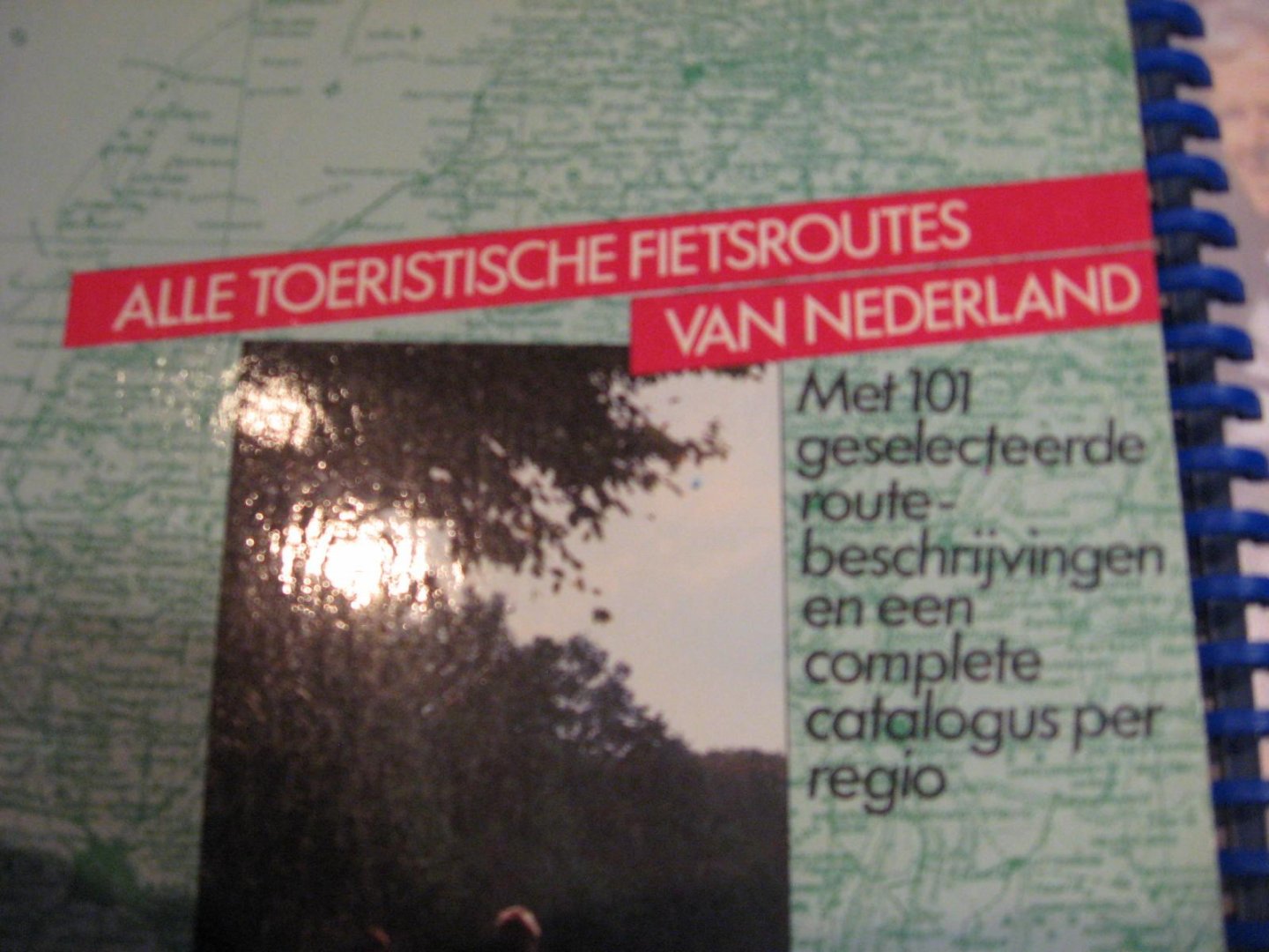 Fietskaart Informatie Stichting - Alle toeristische fietsroutes van Nederland. 101 geselecteerde routebeschrijvingen en een complete catalogus per regio