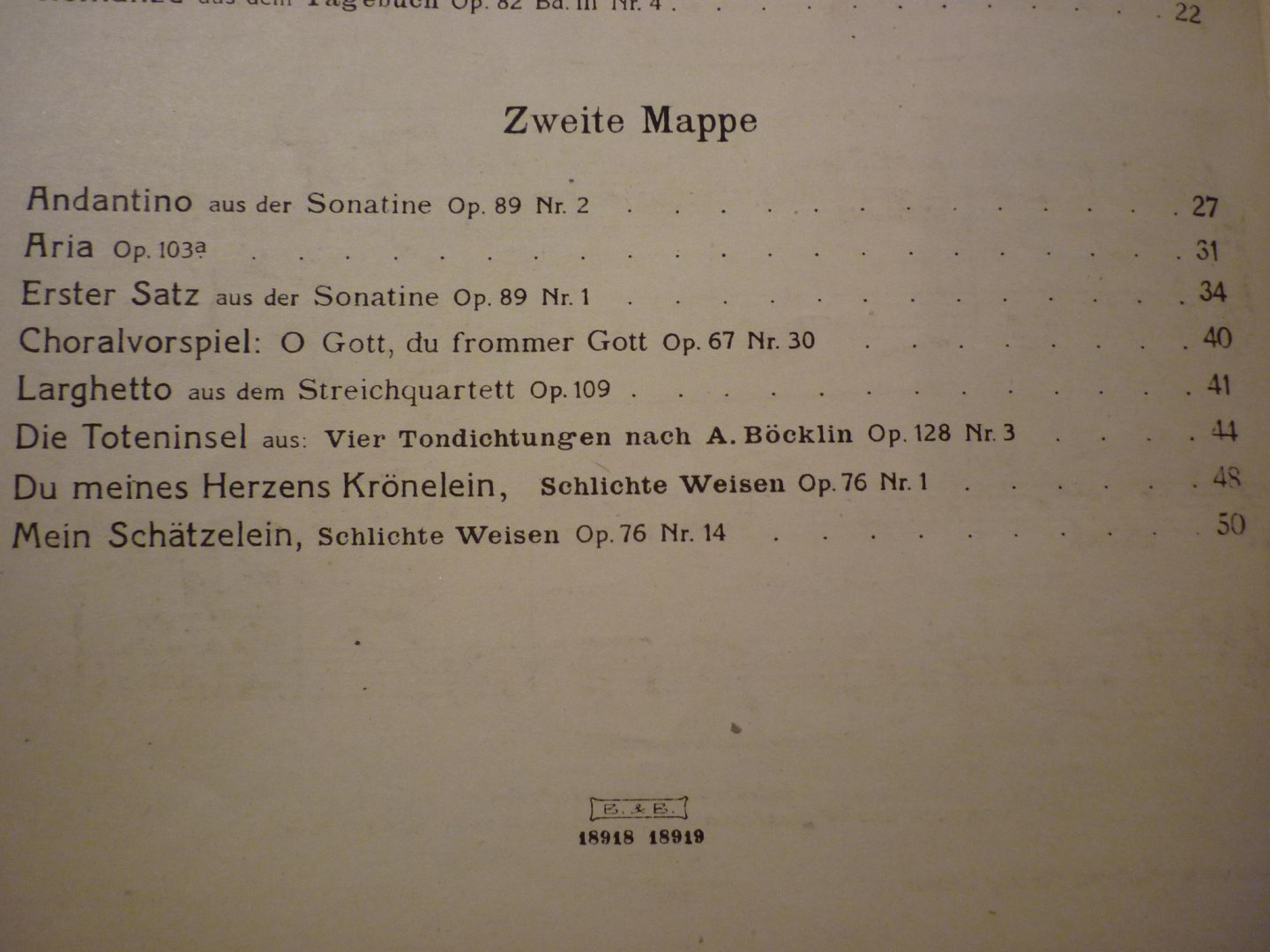 Reger; Max (1873 - 1916)  /  Bewerker: Friedrich Hermann Schneider (1860-1930) - Reger-Mappe - Eine Auswahl leichterer Klavierstücke; Erste Mappe und Zweite Mappe in ein buch