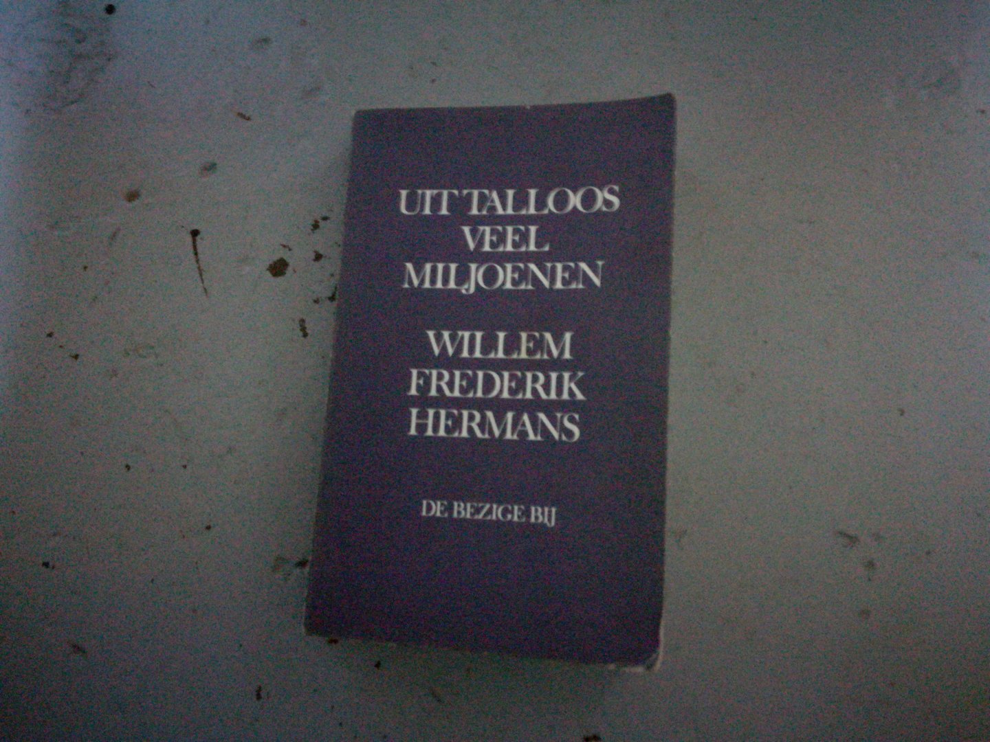 Hermans, Willem Frederik - Uit talloos veel miljoenen