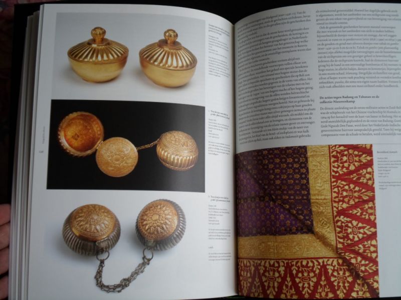 Endang Sri Hardiati & Pieter ter Keurs - Indonesia, De ontdekking van het verleden