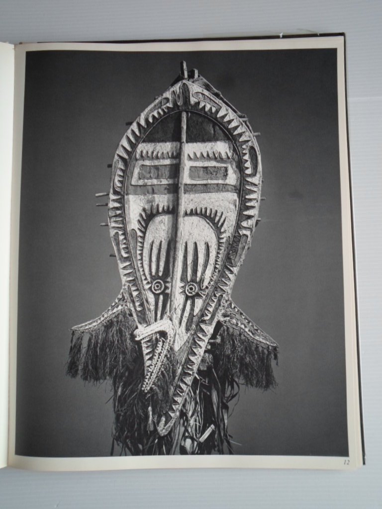 Schmitz, Carl A., Einführung & Aufnahmen von F.L.Kenett - Ozeanische Kunst, Skulpturen aus Melanesien