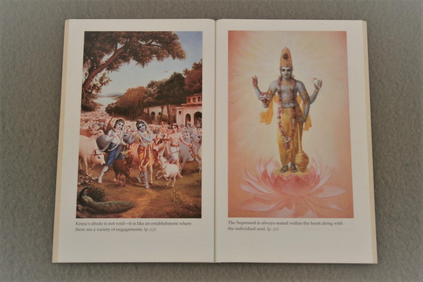 Bhaktivedanta Swami Prabhupada, A.C. - The perfection of Yoga (2 foto's)