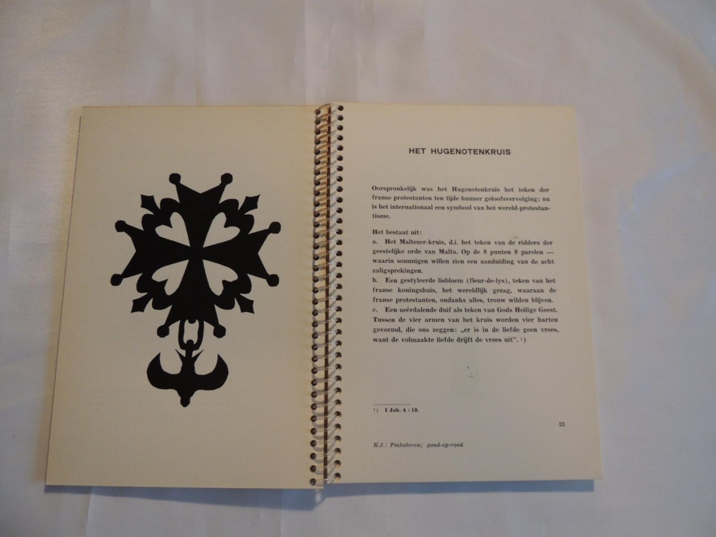 Smeding, S. S. - 40 Christelijke symbolen geknipt en verklaard door S.S. Smeding