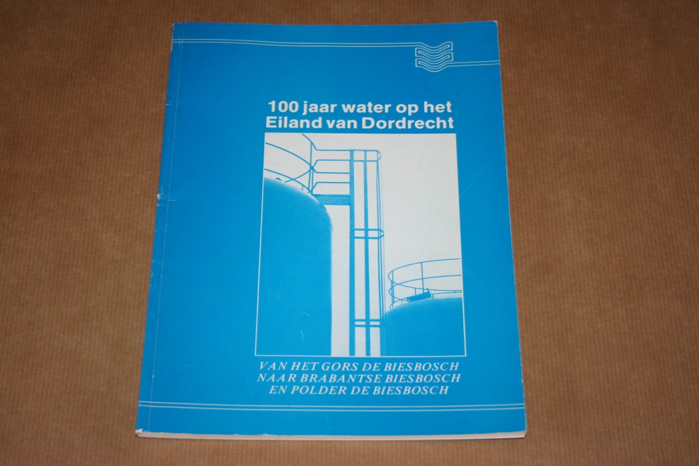  - 100 jaar water op het Eiland van Dordrecht --- Van het Gors de Biesbosch naar Brabantse Biesbosch en Polder de Biesbosch