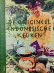 Gerungan Lonny . [ isbn 8713747021185 ] 1819 - De Origineel Indonesische Keuken . ( het boek bevat allereerst informatie over en geschiedenis van de indonesische keuken; specifiek kook- en keukenmateriaal; informatie over kruiden en specerijen. De stap-voor-stap beschreven gerechten maken het -
