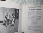 Top, Stefaan - Komt vrienden, luisterd naar mijn lied.  Aspecten van de marktzangers in Vlaanderen. 1750-1950.