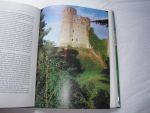 Muir, Richard - Castles & Strongholds