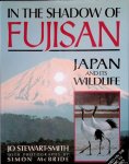 Stewart-Smith, Jo - In the Shadow of Fujisan. Japan and Its Wildlife
