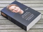 Albright M. - Mevrouw de minister. Het persoonlijke verhaal van de machtigste vrouw van de VS