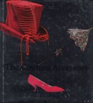 Caroline Rennolds Milbank ; David Corio ; Harriet Whelchel - Couture Accessory