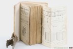 Smit, G. A. - De bouwkundige vraagbaak en rekenmeester inhoudende eene alphabetische omschrijving van de meestgebruikelijke materialen in de burgerlijke en waterbouwkunde, met hunne afmetingen, verwerking, prijzen per meter, per vierkanten meter, en per kub...
