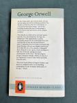 Orwell, George and Paul Hogarth (coverillustration) - Animal Farm A Fairy Story Penguin Modern Classics 838