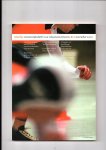 Burg, Ben van der, Max Dohle (Redactie) - Glad IJs, Literair tijdschrift voor schaatsers en lezers, nr. 1 november 2000.