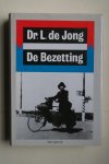 Dr. L. de Jong - Bezetting na 50 Jaar