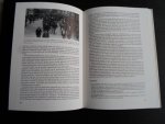 Teitler, Prof Dr.G., Onder red van - Tussen crisis en oorlog, Maatschappij en krijgsmacht in de jaren ’30