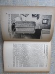 Oeverhaus, Pr., A., - GEZIN - WIJK - PAROCHIE Een documentatiesysteem voor parochies. Geïll. door C.B. Teeuwisse