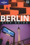 Schulte-Peevers, Abdrea / Haywood, Anthony / O'Brien, Sally - Lonely Planet Berlin. City Guide with pull-out map