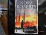Roberts, Nora - Vuurdoop / Een brandweerman komt om en iemand is vastbesloten Rowan daar de schuld van te geven