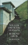 Hermans (Amsterdam, 1 september 1921 - Utrecht, 27 april 1995), Willem Frederik - Ruisend gruis - In deze roman speelt Hermans met de aanname van werkelijkheid door de lezer. Wat is waar en wat is niet waar? Het is een immer boeiende vraag. De mens is sceptisch van aard, laat zich niet snel in de luren leggen.