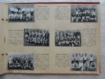 Leeuwen, Aad van (tekst) - Voetbal Foto Album - 1e klasse K.N.V.B. Elftallen - Competitie 1951-1952