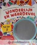 Gouwe-Dingemanse, Elly van der - Wonderlijk en waardevol *nieuw*  --- Alles wat je wilt weten over jongens en meiden, over verliefdheid, knuffelen, seksualiteit en nog veel meer...