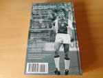 - Brinvest Voetbaljaarboek 2008. Deel 2.