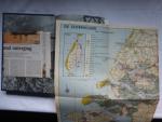 C.P. Pols. - Gekwelde grond. Schouwen-Duivenland in ramp en herstel. + De losse kaart Stormvloed 1 februari 1953.