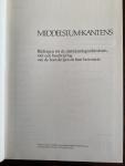 G. de Vries e.a. - Boerderyenboek Middelstum Kantens / druk 1