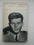 DONOVAN, ROBERT J., - Luitenant John F. Kennedy.