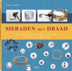 Sara Withers, Xuella Arnold - Sieraden met draad