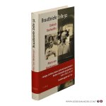 Bonhoeffer, Dietrich / von Wedemeyer, Maria. - Brautbriefe Zelle 92. Dietrich Bonhoeffer. Maria von Wedemeyer 1943-1945. Herausgegeben von Ruth-Alice von Bismark und Ulrich Kabitz. Bonhoeffer, Dietrich / von Wedemeyer, Maria. - Brautbriefe Zelle 92. Dietrich Bonhoeffer. Maria von Wedemeyer 1943-1945. Herausgegeben von Ruth-Alice von Bismark und Ulrich Kabitz.