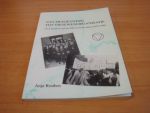 Roubos, Anja - Van meisjeswerk tot vrouwenorganisatie - Geschiedenis van de YWCA-Nederland, 1920-1989
