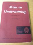 Ekker, W.; Groot,  J. de; Fortuin, G.J.; Beek, A.M. van; - Mens en onderneming. september 1962 Ziekteverzuim